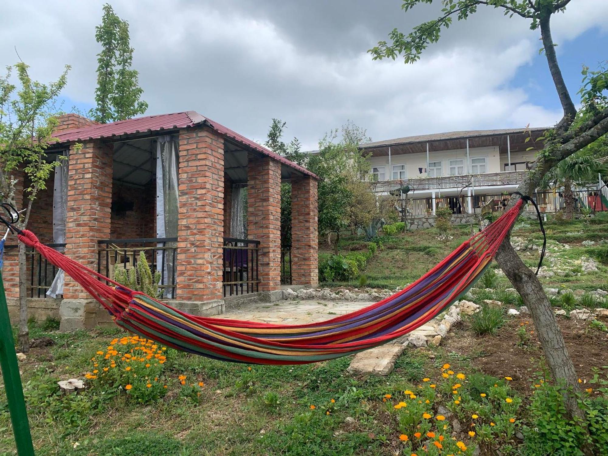 Tsivi Tba Hotel Tskaltubo Buitenkant foto